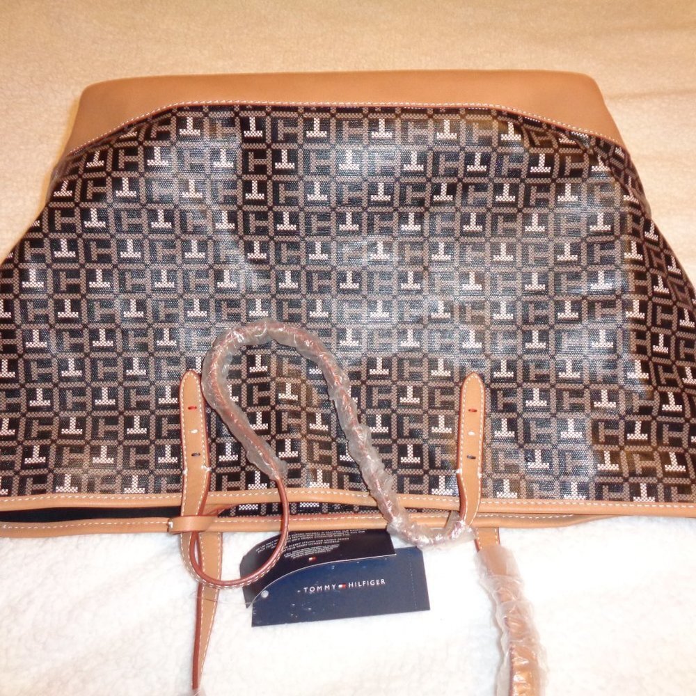 TOMMY Hilfiger Large Shopper Bag NWT - Picture 6 of 10